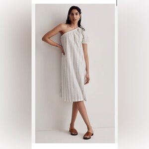 Seersucker One-Shoulder Puff-Sleeve Midi Dress in Stripe